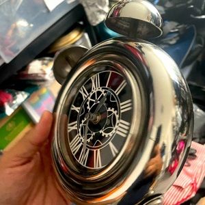 Fashion Clock battery powered